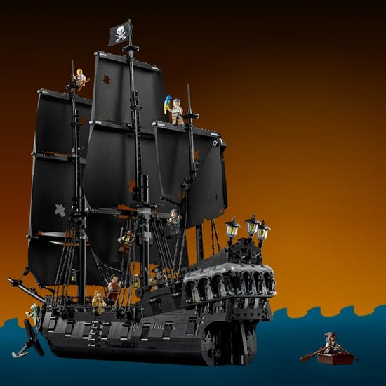 LEGO 10365 verhuur bij Allemaal Steentjes