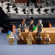 LEGO 10365 verhuur bij Allemaal Steentjes